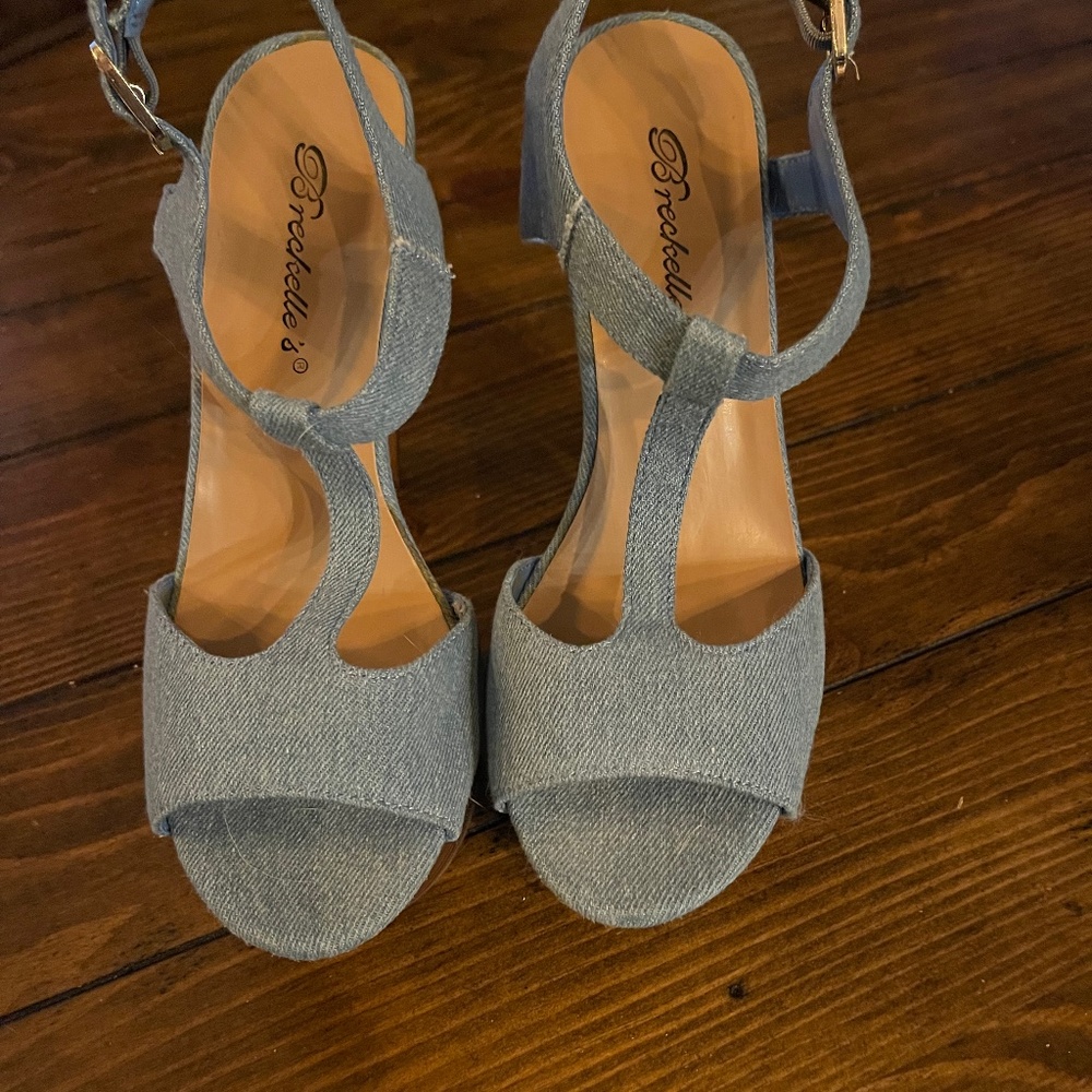 Chunky Platform Heels.